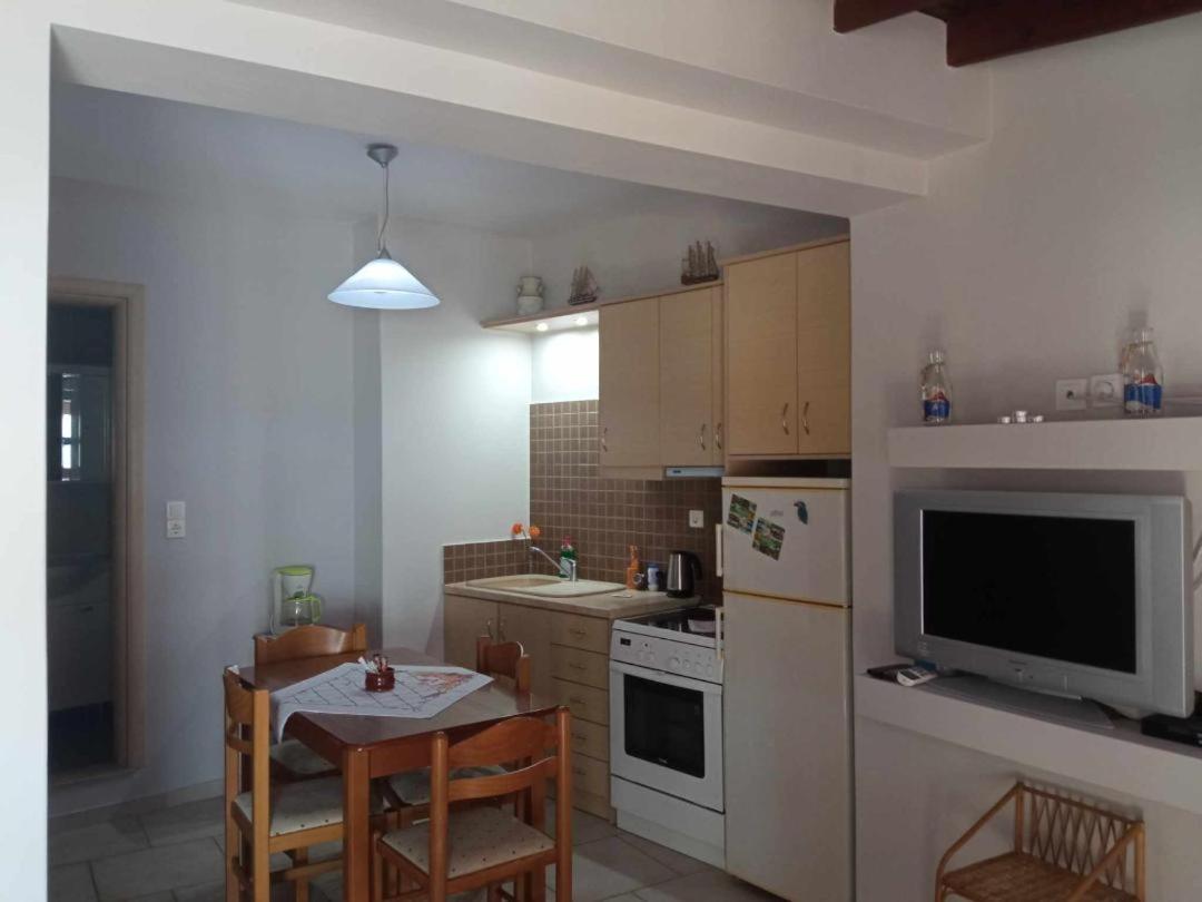 Mouselis Apartments Panormos  Экстерьер фото